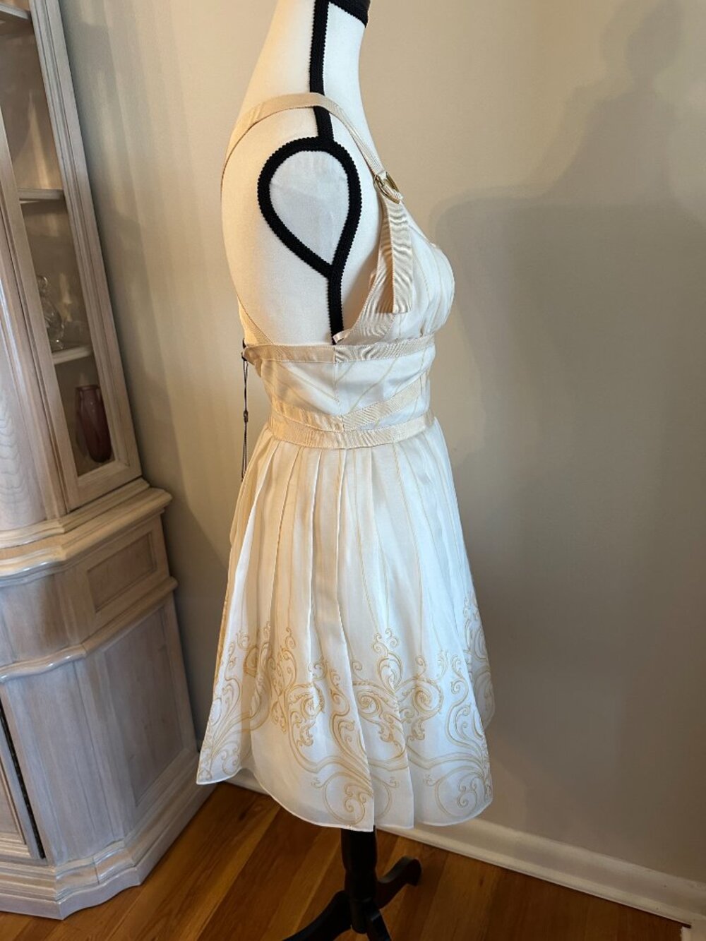 NWT bebe Collection Size 6 Ivory Gold Baroque Fit & Flare Dress - Picture 6 of 10